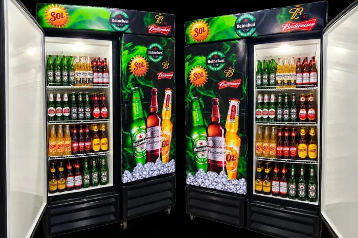 Cervejeira duas portas de 1200 litros