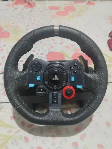 VOLANTE LOGITECH G29 + CÂMBIO LOGITECH E PEDAIS 