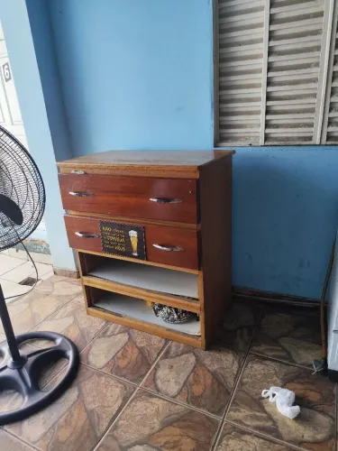 Vende está penteadeira
