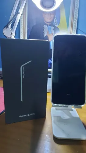 Galaxy S25 FE + Galaxy Watch 5