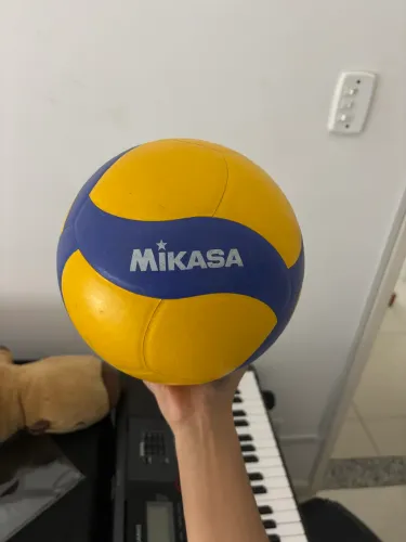 bola mikasa vôlei V390W