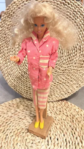 Barbie Estrela Cor do verão 1989