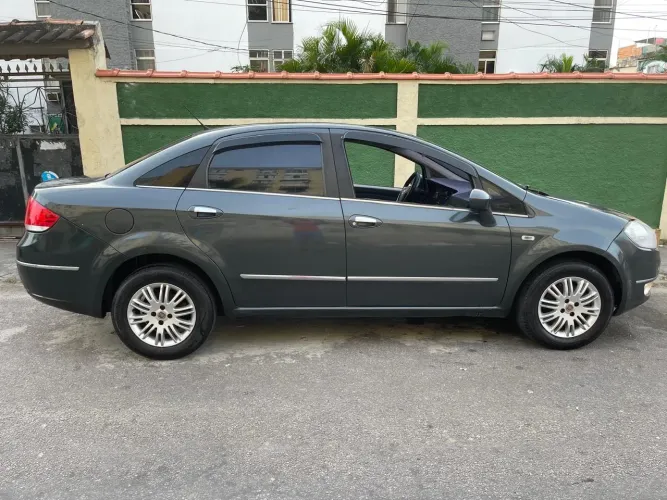 Fiat Linea 1.9/ HLX 1.9/ 1.8 Flex 16V 4P 2010