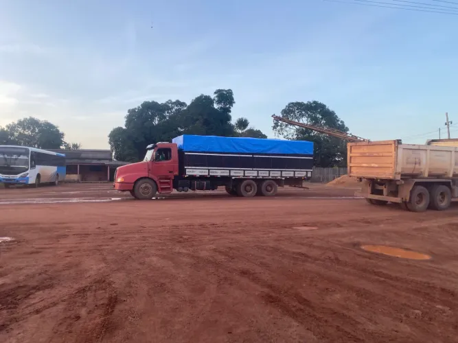 Volvo nh12 2005