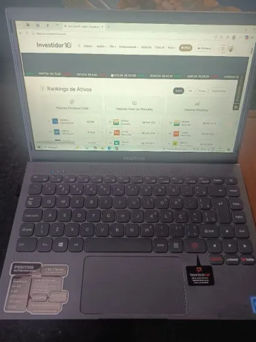 Notebook Positivo Quadcore, tela 14"