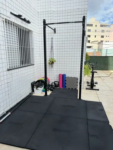 Tapete emborrachado 1x1m (20mm de espessura) - barato pra sair rápido