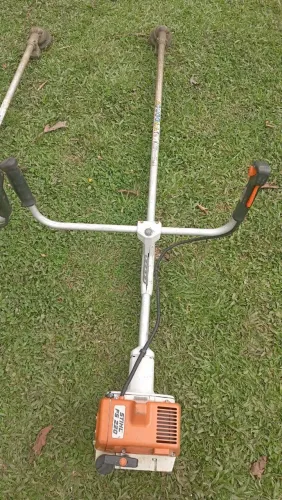 Vendo roçadeira Stihl 220
