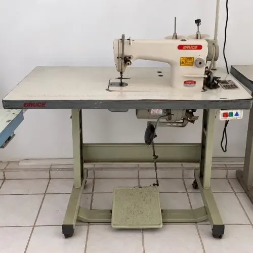 Máquina de Costura Industrial Bruce R6-8700 com Mesa