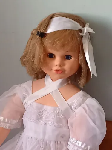 Boneca Simone
