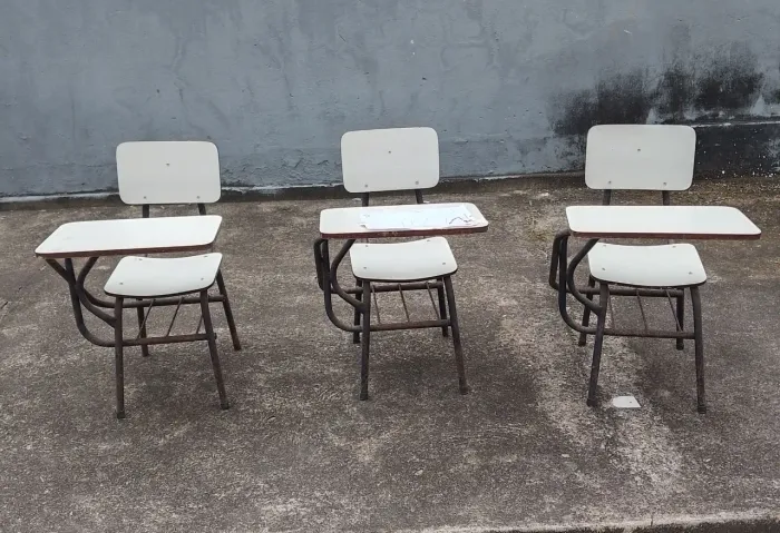Cadeirinhas escolares para crianças 