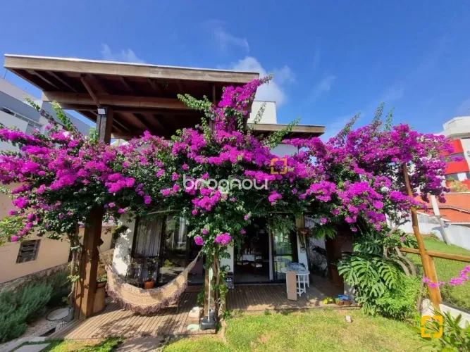 CASA A VENDA BAIRRO COQUEIROS - Praia do Riso