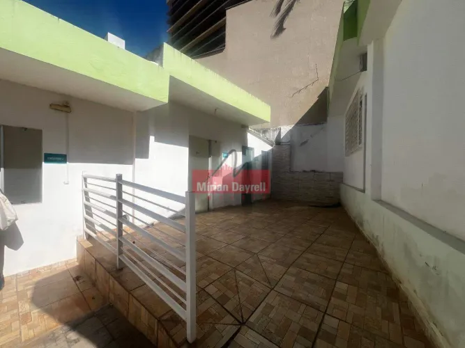 Casa Comercial para Alugar no Floresta