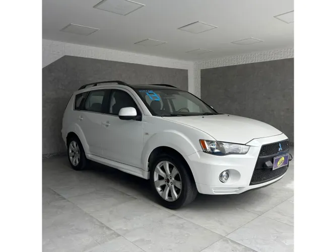 Mitsubishi Outlander 3.0/ GT 3.0 V6 Aut. 2013