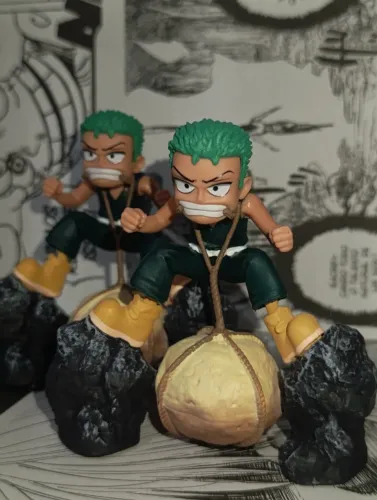 OPORTUNIDADE | Figure Roronoa Zoro Infancia Treinamento One Piece