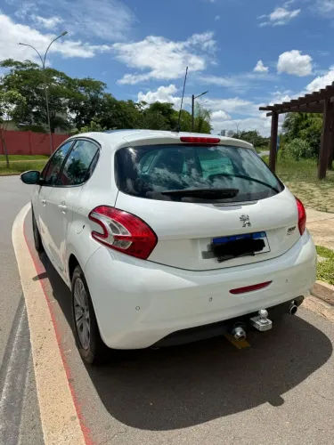 Peugeot 208 Griffe 1.6 Flex 16V 5P Mec. 2016