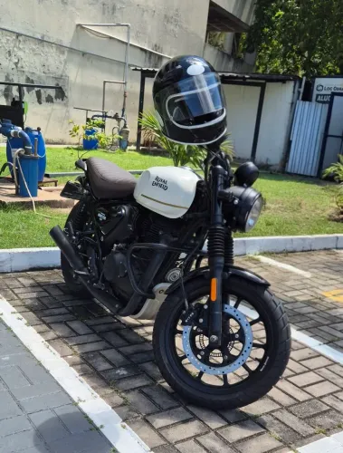 Royal Enfield Hunter 350 top