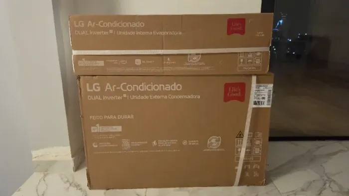 Ar Condicionado Dual Inverter LG Compact AI 9000 BTUs Frio 220V