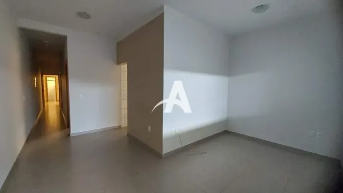Casa para aluguel, 3 quartos, 1 suíte, 2 vagas, Cidade Jardim - Uberlândia/MG