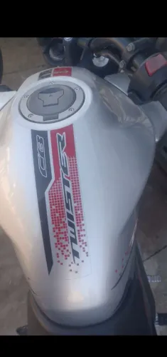 Moto top