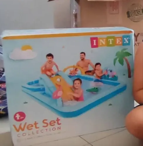 Piscina playground