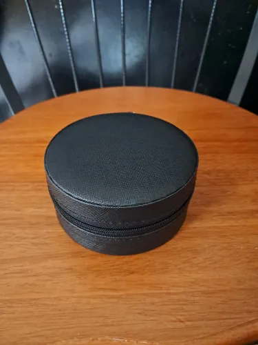 Bolsa tira-colo e mini porta joias