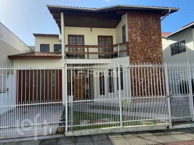 Casa à venda Rua José Abreu, Canto - Florianópolis