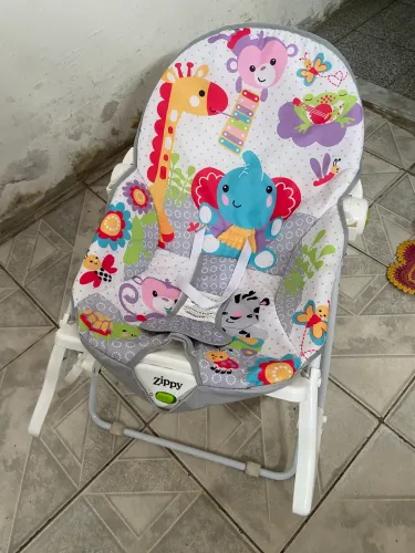 Cadeirinha de descanso bebê 