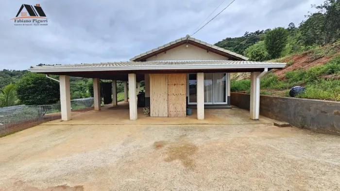 Chácara para Venda em Pedra Bela, zona rural, 1 dormitório, 1 banheiro