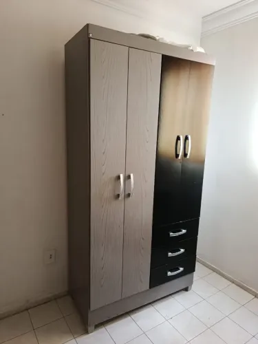Guarda roupa