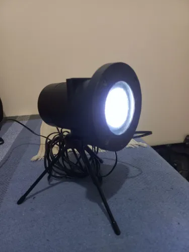 Projetor de luz ornamental