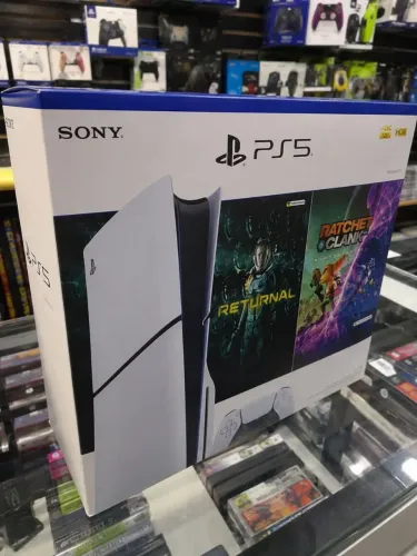 PlayStation 5 Slim Bundle Returnal e Ratchat