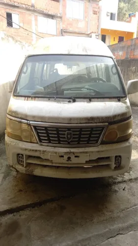 Jinbei Topic Escolar L 2.2 8V/ 2.0 16V 4P 2012