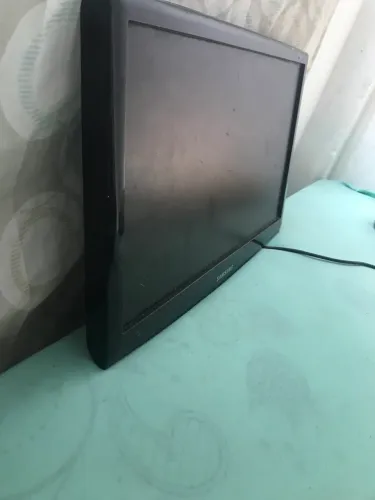 Vendo ou troco Monitor Samsung 19 polegadas