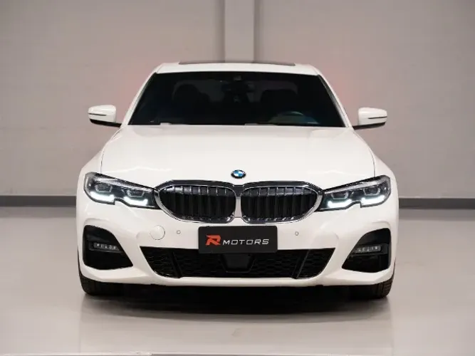BMW 320I A 2.0 TB M Sport Activeflex 16V 4P 2022