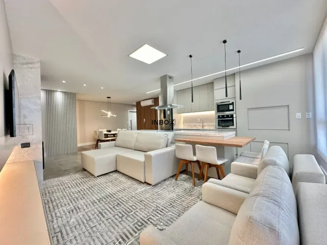 INBOX CIA IMOBILIÁRIA VENDE - Apartamento de 3 quartos NO CENTRO.