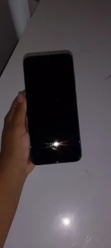 Vendo infinix smart 9 , tela trincada