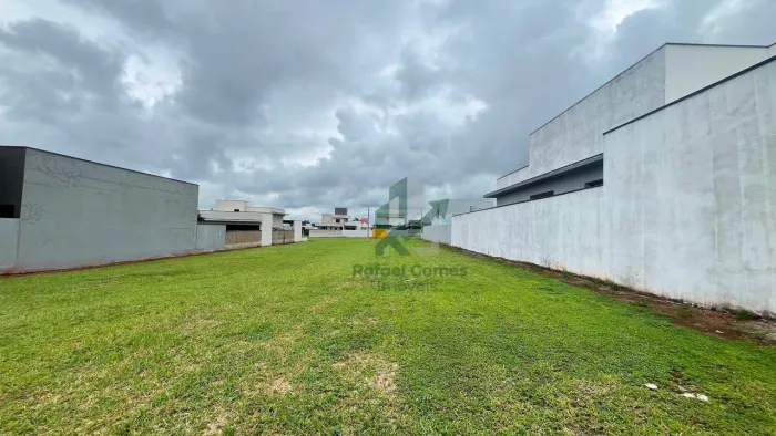 Terreno à venda, 330 m² por R$ 112.000,00 - Condomínio Residencial Jardim Califórnia - Est
