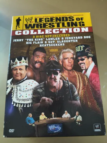 Box DVD WWE Legends Of Wrestling Collection 3 discos