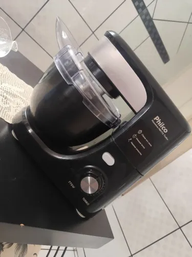 Batedeira Planetária Philco Preta 775W 12 velocidades 4 Litros Turbo 