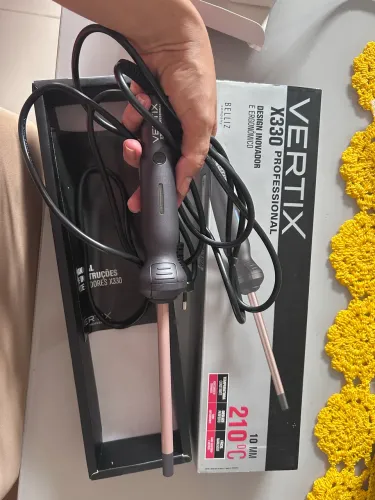 Vendo babyliss, bem conservado.