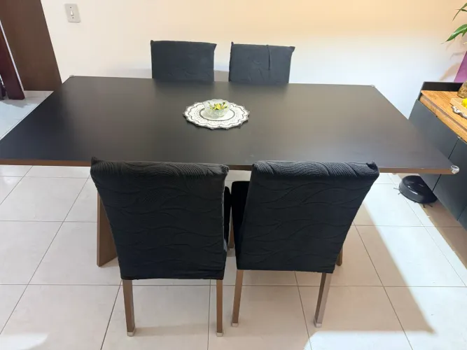 Mesa de jantar Tampo de Madeira 4 Cadeiras April Madesa