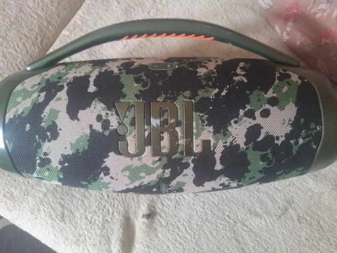Bombox 3