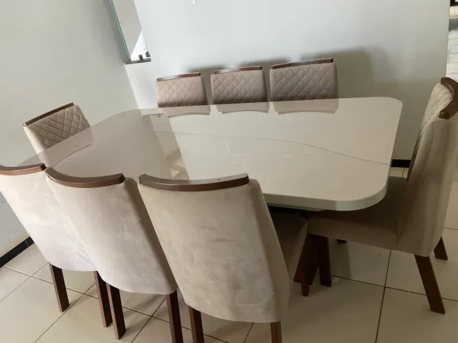 Mesa jantar 8 cadeiras