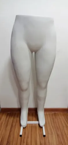 MANEQUIN