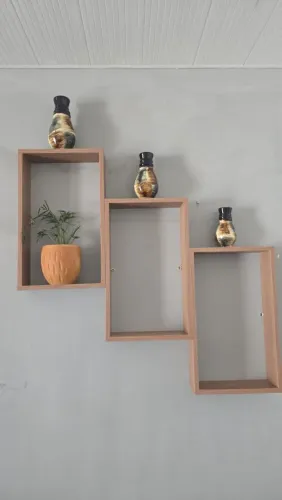 Nicho Decorativo em MDF Amadeirado 50x30x10cm - Pronta Entrega