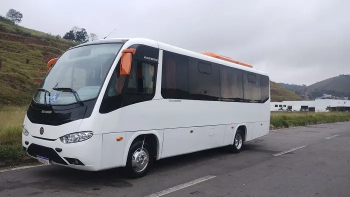 Micro ônibus sênior impecável