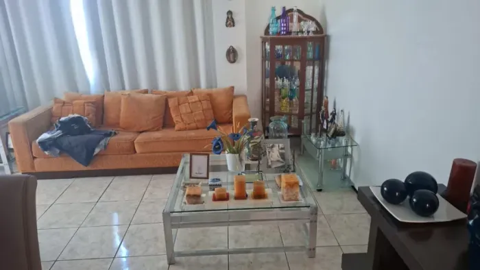 BAZAR: MOBÍLAS DE SALA MUITO ELEGANTES!