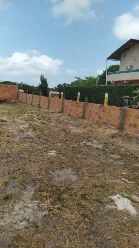 Terreno em salinas 20x40 3mn da cidade e 4 mn da praia atalaia