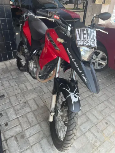 XRE300 2? dono