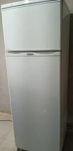 Vendo geladeira DAKO.